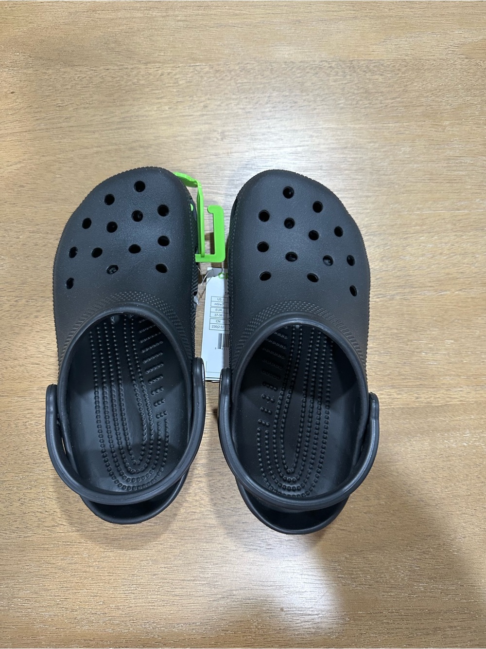 Crocs Classic Clog Shoes (W7, M5)